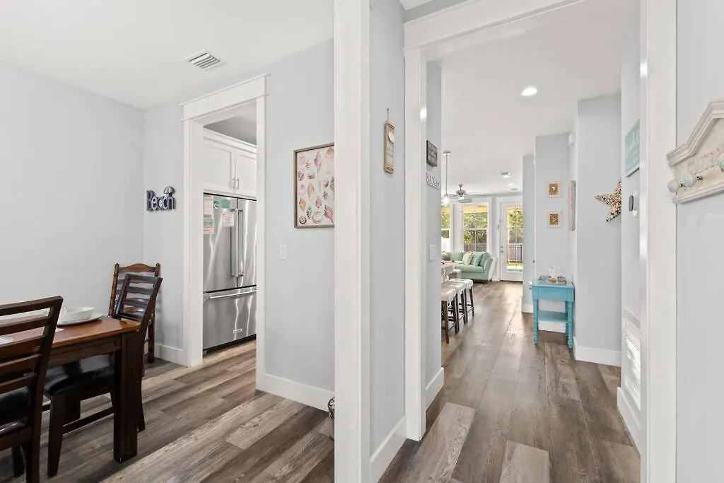 Sandy Palms, Heated Pool & Seasonal Hot Tub, 3 Min Walk To The Beach, W Golf Cart & Beach Gear Villa Panama City Beach United States